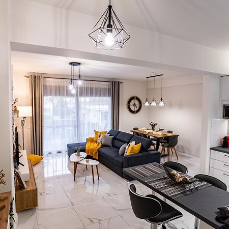 Euphoria Apartment Kalamata Esterno foto